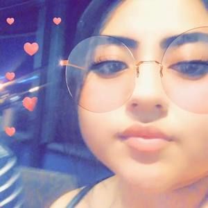 Meet your Posher, Clara